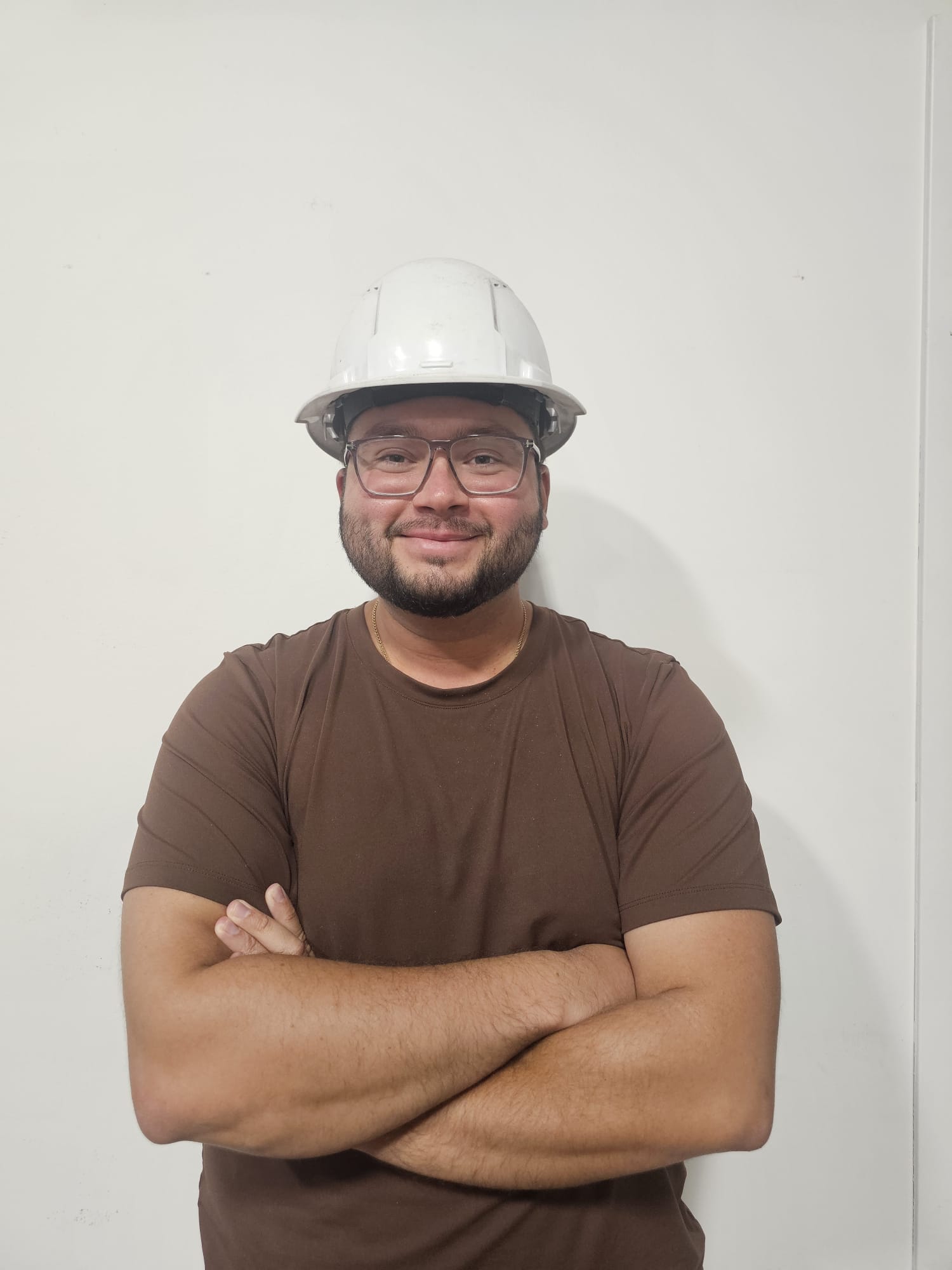 Kevin Ferreira wearing a hardhat on a Homeland job site
